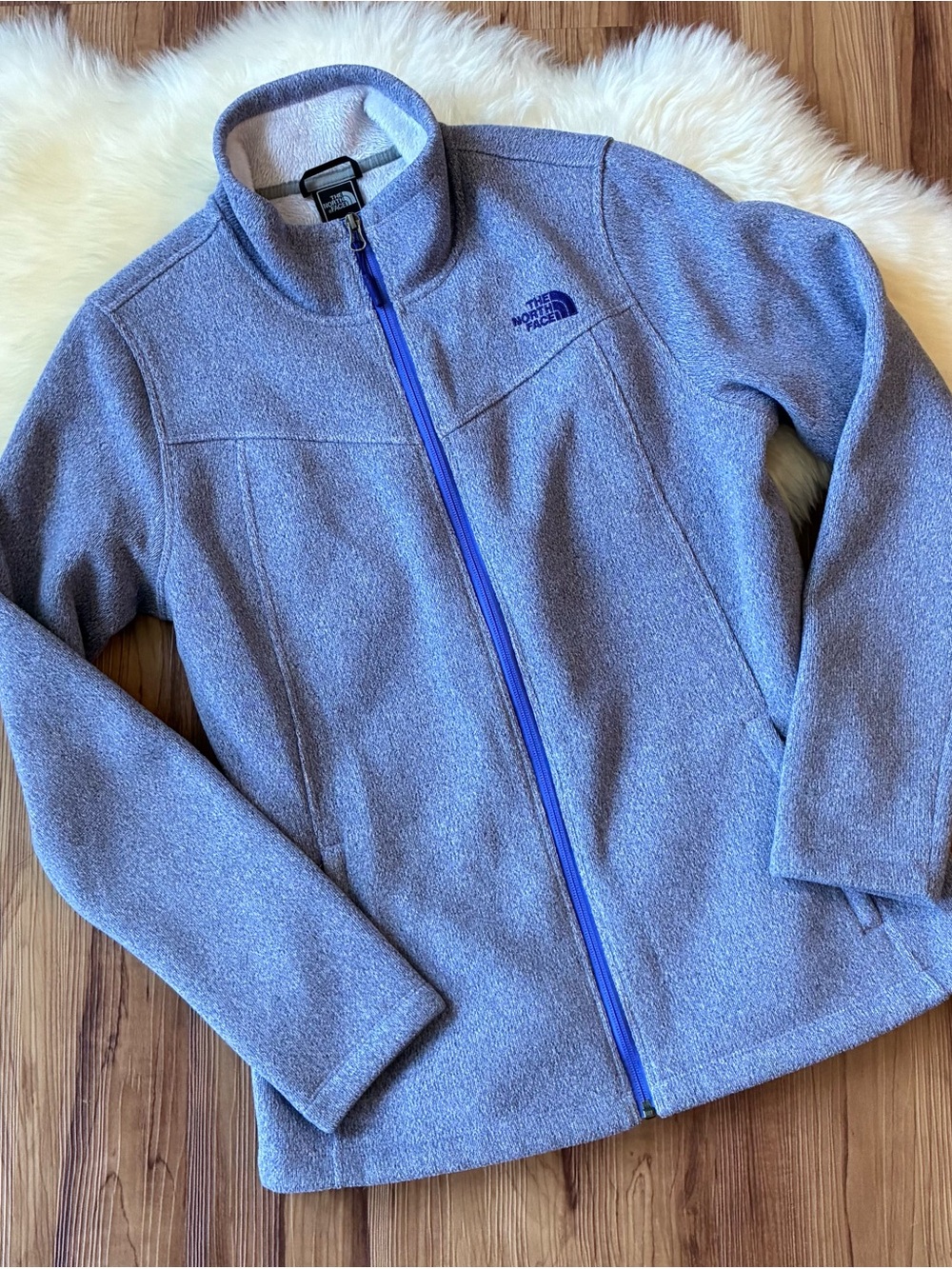 The North Face Women's Purple Fleece Zip Up Jacket • Size L